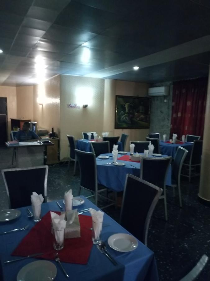 Crocodile Hotels And Restaurant Limited Kaduna Eksteriør bilde